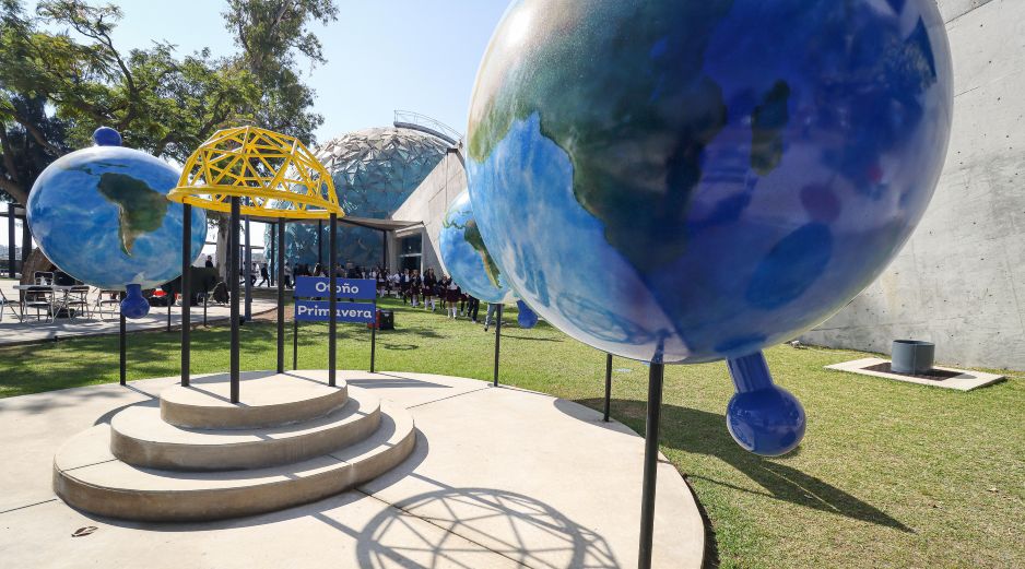 Venus y Saturno sólo serán visibles al atardecer, mientras que Júpiter brillará a simple vista y podrá verse a detalle a través de un telescopio. EL INFORMADOR/ ARCHIVO