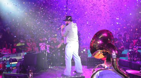 Carín León tendrá dos fecha en el palenque. X/FeriaPuebla