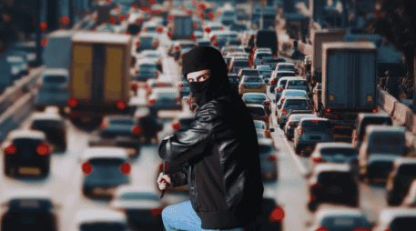 En cuanto al comportamiento por entidad, el Estado de México continúa como la entidad con mayor número absoluto de robos, con 12 mil 786 unidades. ESPECIAL / CANVA