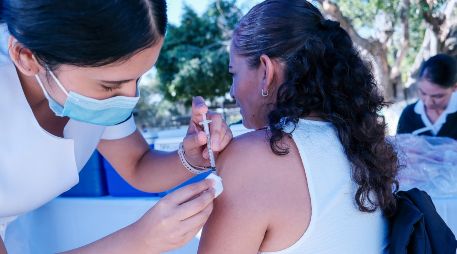 La SSJ hace un llamado a madres y padres de familia para aprovechar el fin de semana y llevar a sus hijos a vacunarse. ESPECIAL / SSJ