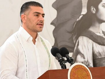 El secretario de Seguridad y Protección Ciudadana dijo que, tras la ola de violencia desatada el domingo, ya se normalizó la situación en el país. EFE/Presidencia de México