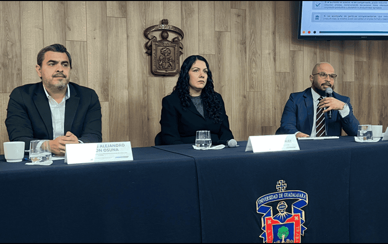 La reducción de la jornada laboral impactará más en sectores como la manufactura, la construcción, el sector primario y el comercio al por menor. EL INFORMADOR / J. VELAZCO