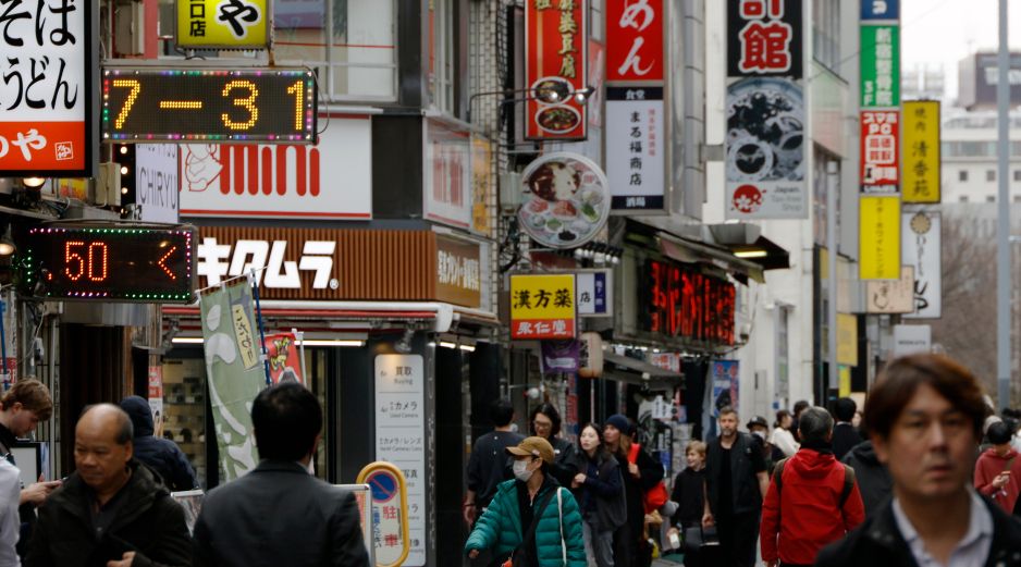 Los nacimientos en Japón rebajaron por primera vez el millón en 2016. EFE/EPA/F. Robichon