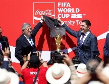 El trofeo inicia su recorrido en la ciudad de Guadalajara en el estado de Jalisco en el occidente del país. EFE/S. Gutiérrez