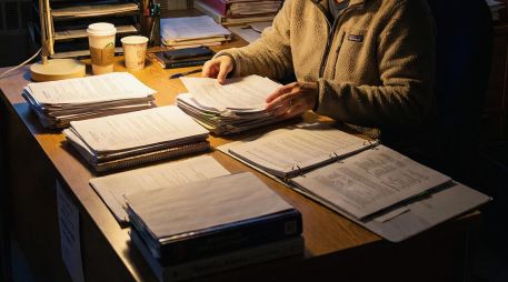 Con su eliminación, la SEP pretende que maestras y maestros concentren sus esfuerzos en el diseño de proyectos acordes con las necesidades reales de cada escuela. ESPECIAL / CANVA