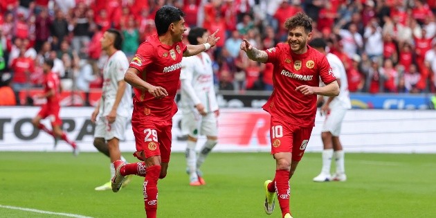 Chivas tropieza en Toluca y pierde el liderato del torneo