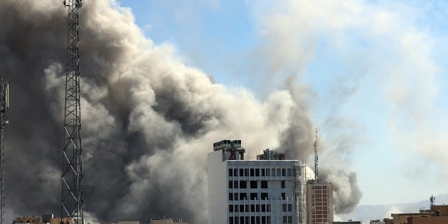 Israel lanza nuevos ataques sobre Ir&aacute;n, al parecer contra edificios oficiales
