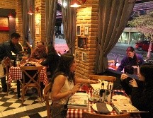 Las personas tienen derecho a revisar su cuenta antes de pagar y a solicitar la corrección inmediata en caso de detectar cargos no autorizados. EL INFORMADOR / ARCHIVO