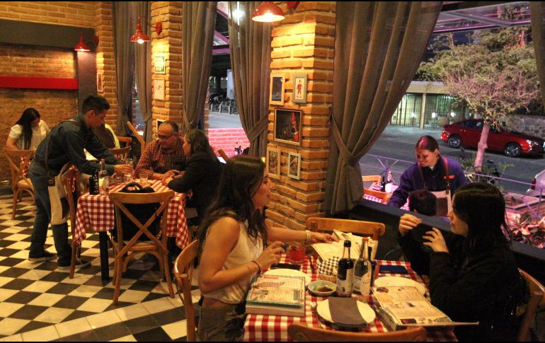 Las personas tienen derecho a revisar su cuenta antes de pagar y a solicitar la corrección inmediata en caso de detectar cargos no autorizados. EL INFORMADOR / ARCHIVO