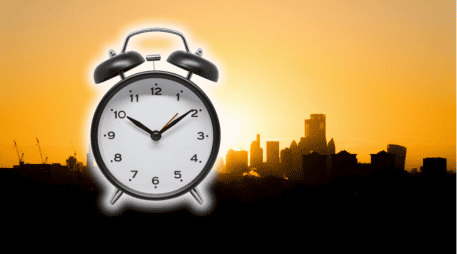 El horario de verano concluirá el domingo 1 de noviembre de 2026. ESPECIAL/Unsplash