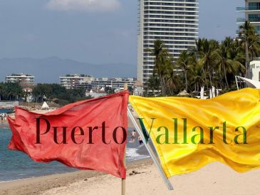 Así se encuentran las playas de Puerto Vallarta este lunes 2 de marzo de 2026. ESPECIAL / FACEBOOK Protección Civil y Bomberos Puerto Vallarta