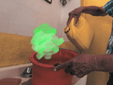 Las y los usuarios podrán reportar el mal olor en el agua que llegue a sus casas a través de SIAPATEL, con marcación rápida al 073. EL INFORMADOR / ARCHIVO