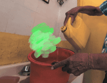 Las y los usuarios podrán reportar el mal olor en el agua que llegue a sus casas a través de SIAPATEL, con marcación rápida al 073. EL INFORMADOR / ARCHIVO