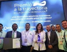 Dicho galardón, que es entregado por DSLATAM ISWA México, Asociación de Profesionales en Residuos. ESPECIAL / GOBIERNO DE GUADALAJARA