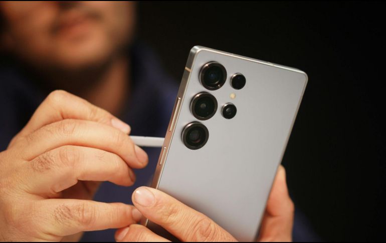 La compañía surcoreana mantiene su estrategia de ofrecer soporte constante a una amplia variedad de dispositivos Galaxy. PEXELS