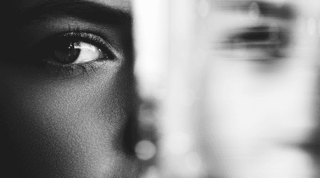 El narcisismo es un complejo tipo de personalidad marcado por la inseguridad. ESPECIAL