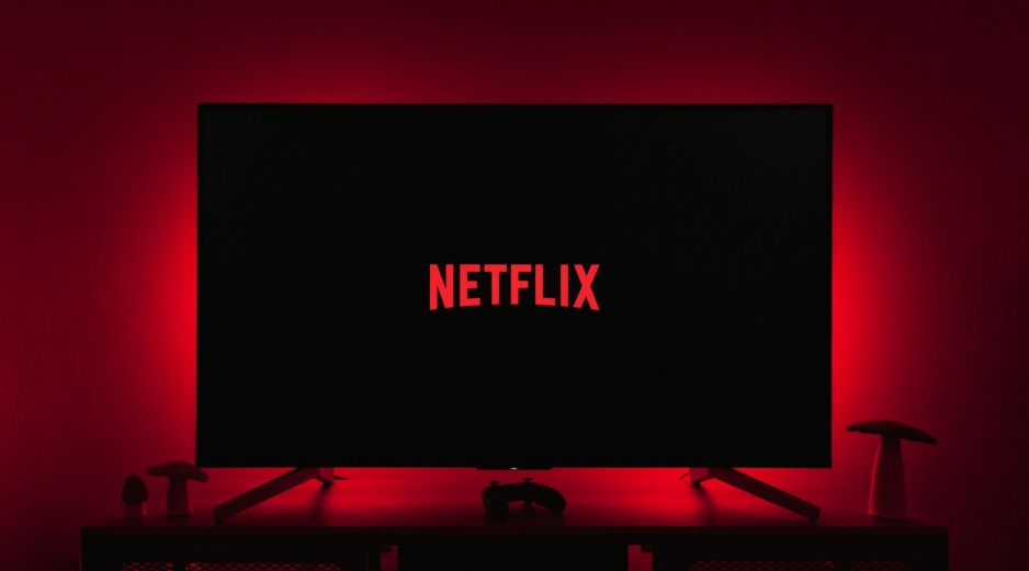 Netflix suma nuevos títulos a su catálogo como parte de su estrategia de renovación constante. PEXELS