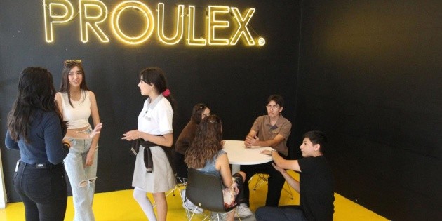 Anuncian nuevas becas de ingl&eacute;s con el programa Guadalajara Biling&uuml;e