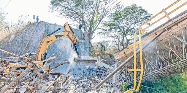 Puerto Vallarta: Aseguran cargas de dinamita puestas en puente