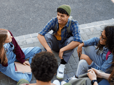 La tendencia a justificar todo puede originarse en experiencias tempranas. CANVA