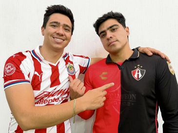 Entre apuestas y mucha carrilla, los hermanos Mendoza mantienen viva la esencia  del Clásico que termina en recuerdos agradables y sonrisas. EL INFORMADOR/A. Olivárez