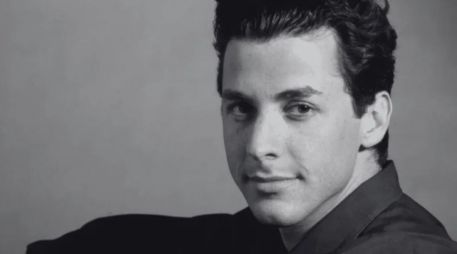 Parker inició su carrera en el cine a mediados de los años 80 y destacó con su papel de Pete en 