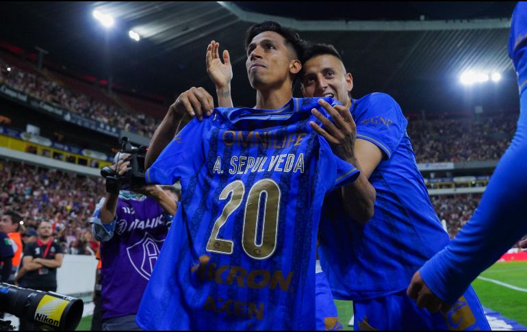 Su experiencia, presencia en el área y liderazgo silencioso han sido factores clave para que el delantero vuelva a tener protagonismo en el equipo. IMAGO7.