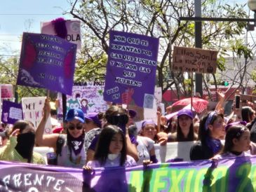 Cientos de mujeres se dieron cita en la Glorieta de las y los Desaparecidos para exigir justicia y alto a la violencia. EL INFORMADOR / R. Bobadilla
