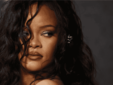 Se detalló que la intérprete de "Umbrella" se encontraba al interior del inmueble durante el ataque y se encuentra a salvo. EFE / C.BREHMAN