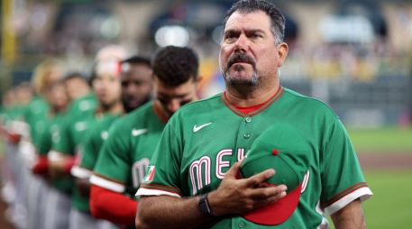 Gil destacó en rueda de prensa la entrega que han tenido y el desempeño que han logrado sus jugadores en el diamante. X/ @MexicoBeis.