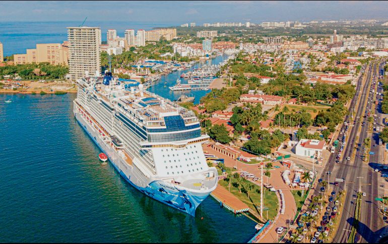 Los cruceros continúan siendo uno de los principales motores del turismo internacional que llega a Puerto Vallarta. ESPECIAL