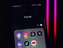 Es necesario diseñar las plataformas para adecuarlas a la edad de los usuarios. UNSPLASH / P. SAKALAKIS