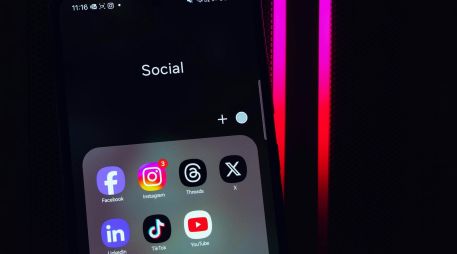 Es necesario diseñar las plataformas para adecuarlas a la edad de los usuarios. UNSPLASH / P. SAKALAKIS