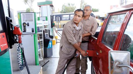 La Presidenta Claudia Sheinbaum descartó que la guerra de Irán desate una crisis energética con la subida generalizada en los precios de combustibles en el país. SUN / ARCHIVO