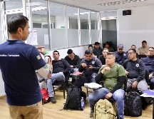 El programa busca mejorar las habilidades del personal operativo para detectar irregularidades en vehículos. CORTESÍA