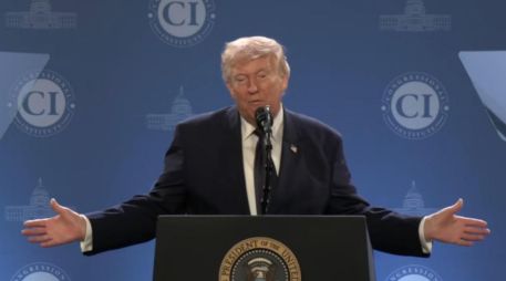 Trump afirma que el Gobierno cubano está por colapsar y menciona posible “toma de control amistosa”. EFE