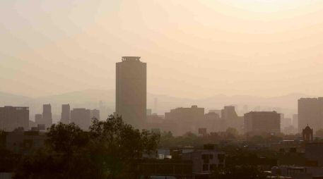 Para activar la fase 1 e contingencia ambiental es necesario que las mediciones de ozono u otros contaminantes lleguen a 150 puntos. SUN/V. Rosas