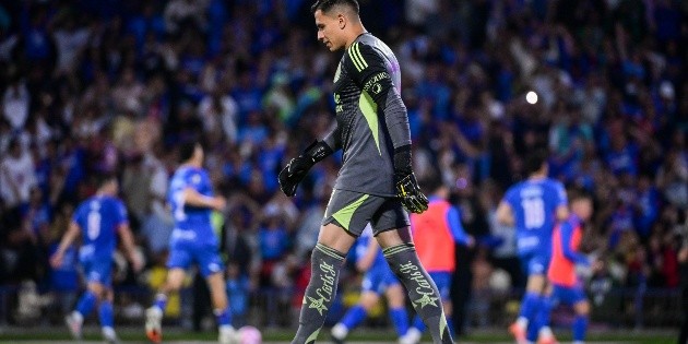 Luis Malag&oacute;n sale lesionado del juego ante Philadelphia Union