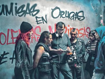 Adolfo Dávila presenta en “Violentas mariposas” un retrato del desencanto juvenil y del hartazgo social frente a la violencia acumulada en México. CORTESÍA