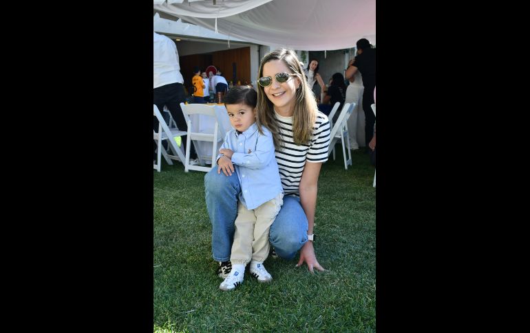 Salvador López y Lorena Navarrete. GENTE BIEN JALISCO / M. Rached