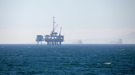 Esta es la mayor liberación de reservas en la historia de la AIE, creada tras la primera crisis petrolera de 1973. Unsplash