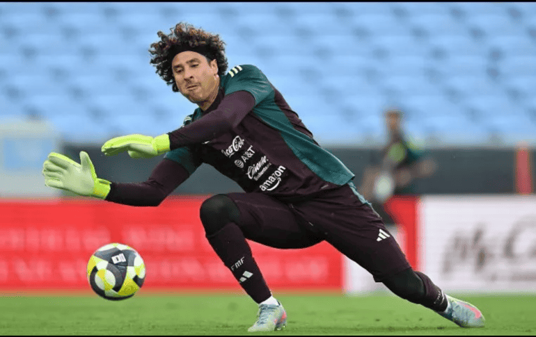 De concretarse la convocatoria, el retorno de Guillermo Ochoa representaría su primera aparición con la selección nacional después de varios meses sin ser incluido en las listas. IMAGO7