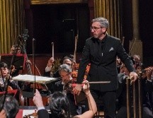 Para José Luis Castillo, el director de la orquesta, el programa no es simplemente una sucesión cronológica de estilos, sino una forma de mostrar cómo ciertos lenguajes musicales continúan dialogando a lo largo del tiempo. CORTESÍA / OFJ