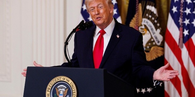 Donald Trump env&iacute;a mensaje a futbolistas del Mundial