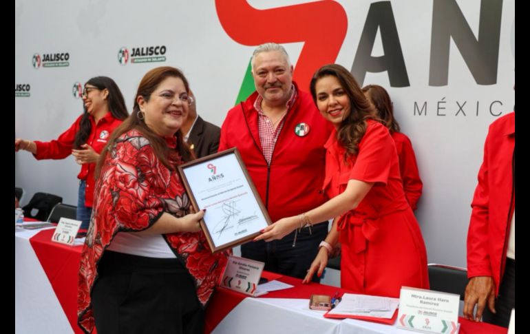 En el marco de la celebración del 97 aniversario del PRI, esta tarde el partido llevó a cabo un evento en el que reconoció a militantes y figuras destacadas. EL INFORMADOR / A. Navarro