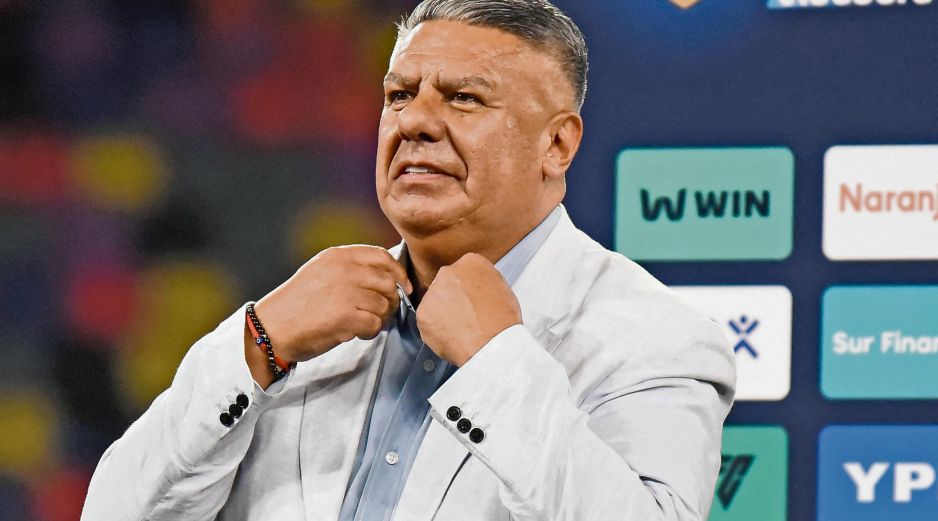Claudio Tapia, presidente de la AFA, considera al Monumental para disputar el encuentro. AFP