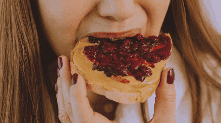 Comer pan dulce como un alma desquiciada incrementa las posibilidades de contraer padecimientos crónicos. ESPECIAL