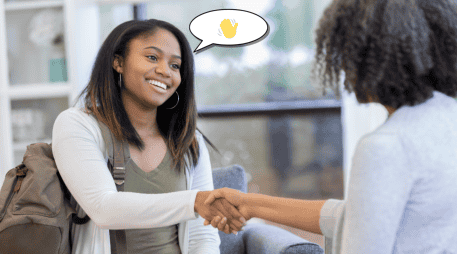 De acuerdo con la Real Academia Española (RAE), la forma más común y recomendada dentro del español estándar es 