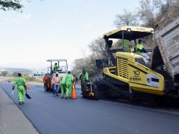 Por el incremento en el flujo vehicular durante estos tres días, el SICT pide a conductores considerar mayor tiempo en traslados. ESPECIAL 