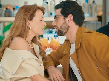 La actriz Angelique Boyer debuta en el cine con la comedia “Socias por accidente”. CORTESÍA